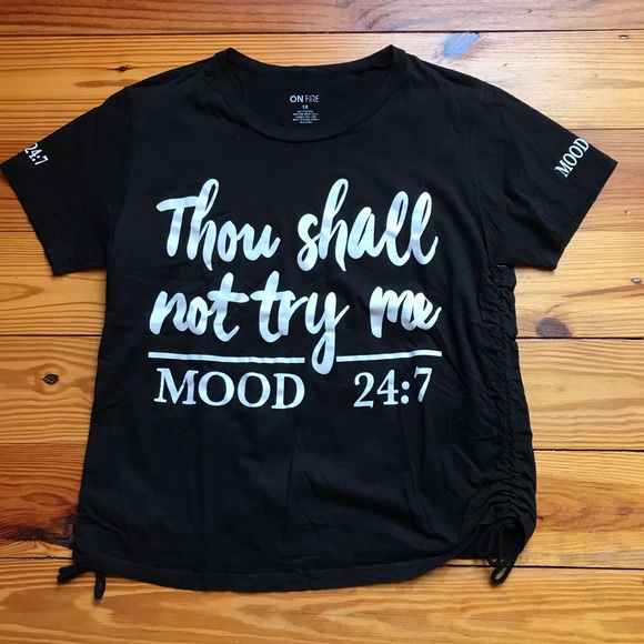 On Fire Black White Graphic Tee Side Lace, EUC, 1X - Picture 3 of 12